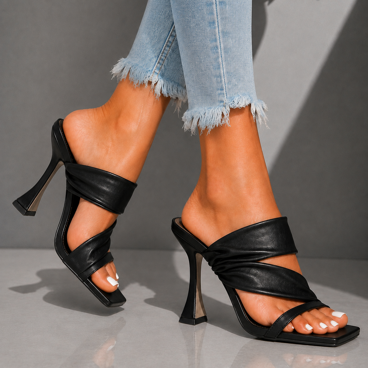SERENA VALE STRAP HEELS