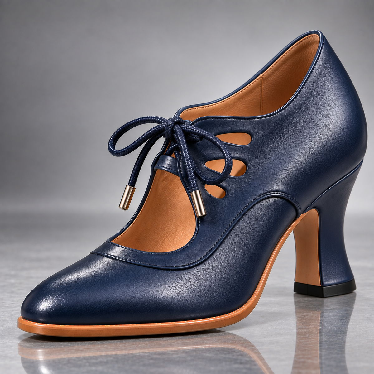 Philomène | Vintage Lace-Up Heels