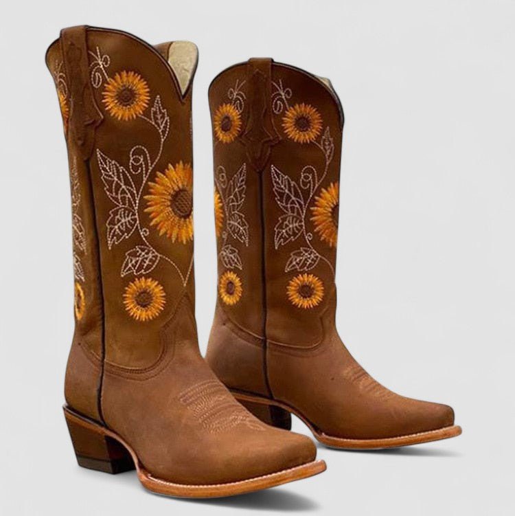 Savannah | Floral-Embroidered Western Boots