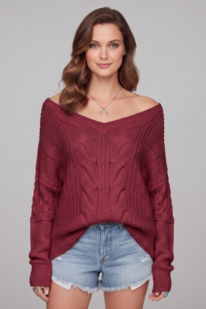 Women’s Oversized Sweater with Long Sleeves and Ribbed Cuffs