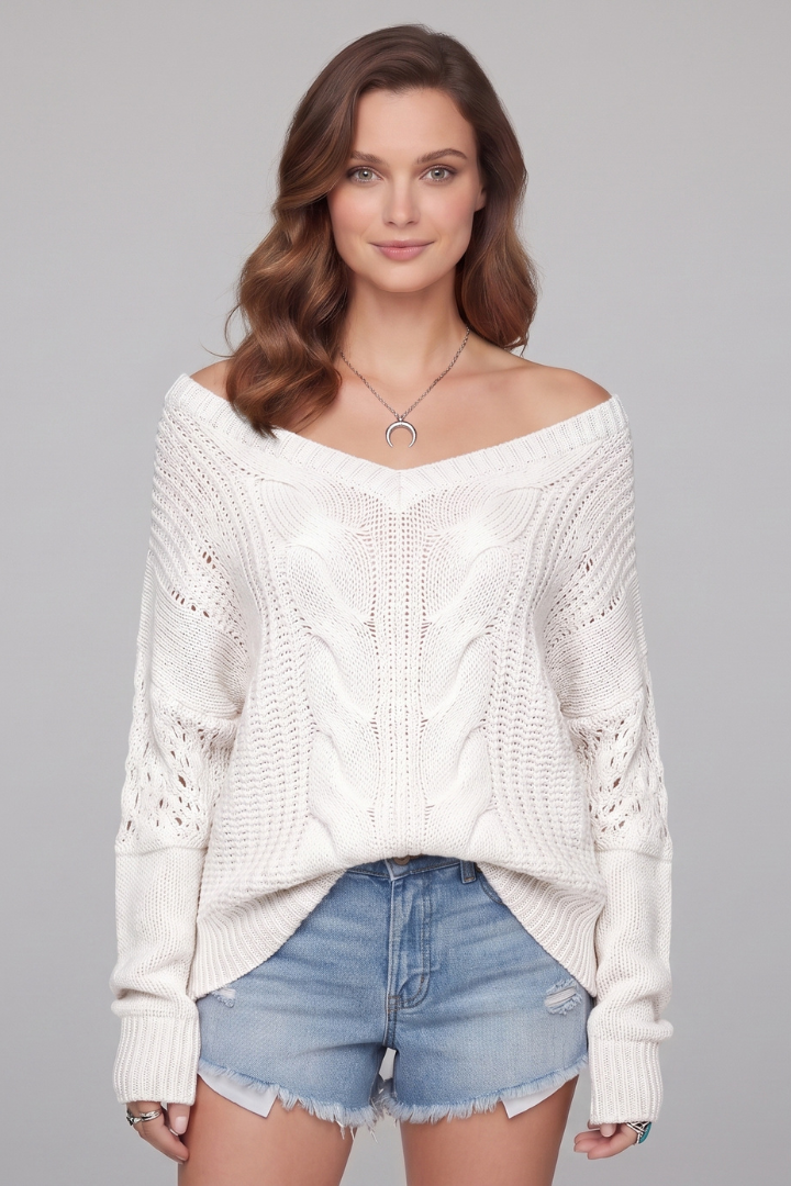 Women’s Oversized Sweater with Long Sleeves and Ribbed Cuffs