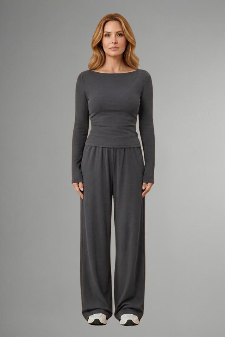 Women’s Top and Trousers Set with Relaxed Fit and Long Sleeves