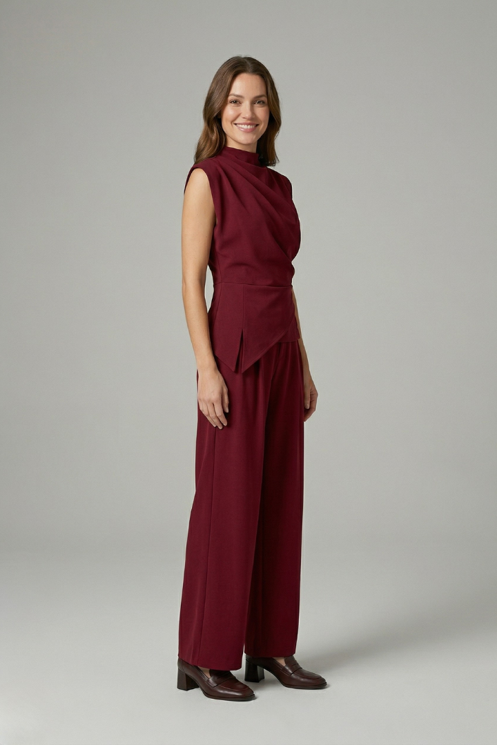 Women’s Top and Trousers Set with Round Neck and Straight Legs