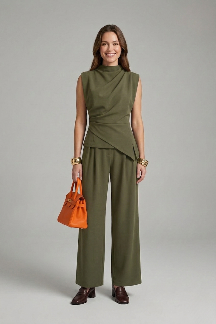 Women’s Top and Trousers Set with Round Neck and Straight Legs