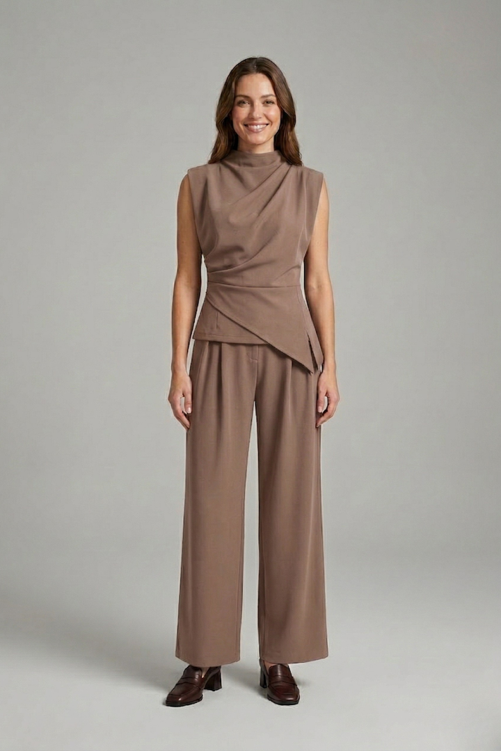 Women’s Top and Trousers Set with Round Neck and Straight Legs