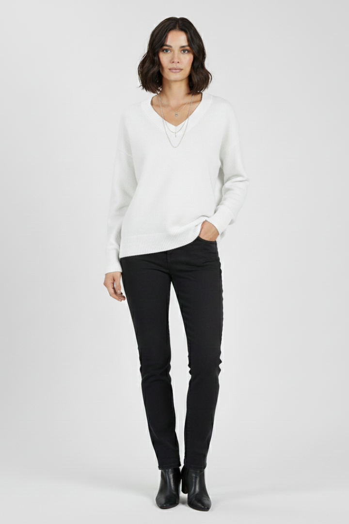 Women’s V-Neck Sweater with Long Sleeves and Pullover Design