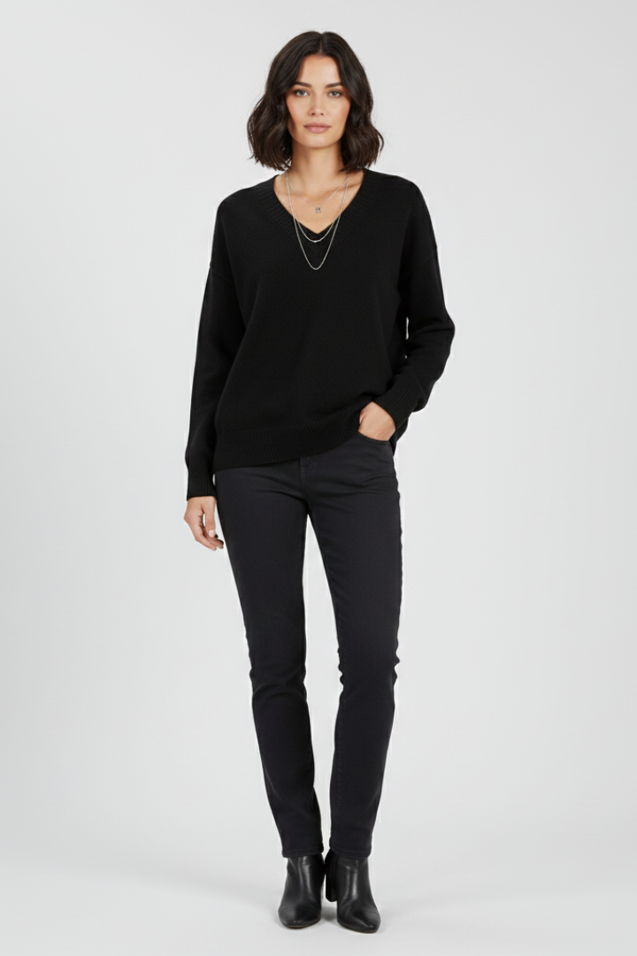 Women’s V-Neck Sweater with Long Sleeves and Pullover Design