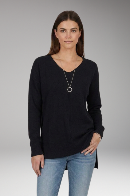 Women’s V-Neck Textured Knit Sweater with Chevron Pattern and Long Sleeves