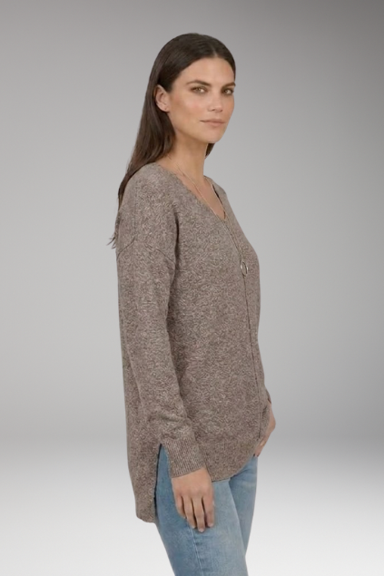 Women’s V-Neck Textured Knit Sweater with Chevron Pattern and Long Sleeves