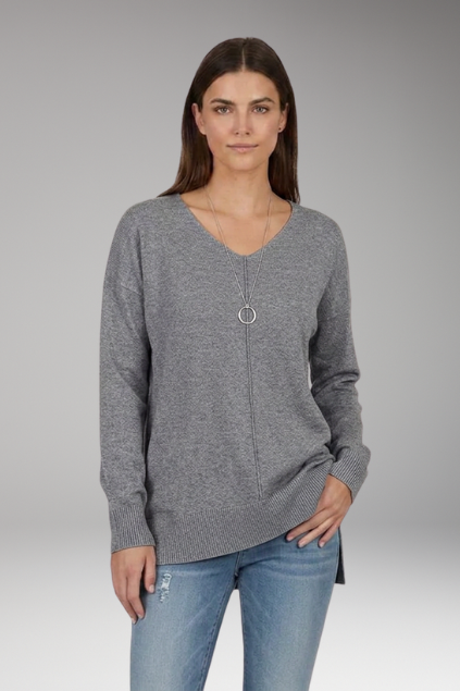 Women’s V-Neck Textured Knit Sweater with Chevron Pattern and Long Sleeves