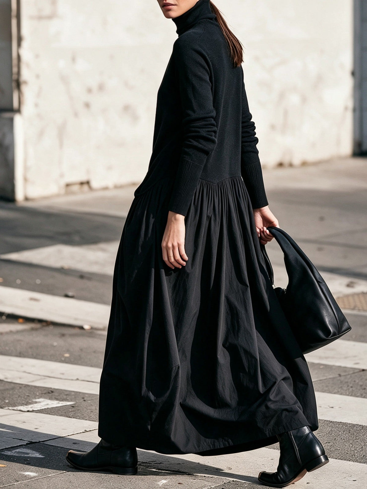 Celinne | Oversized black long dress with high collar