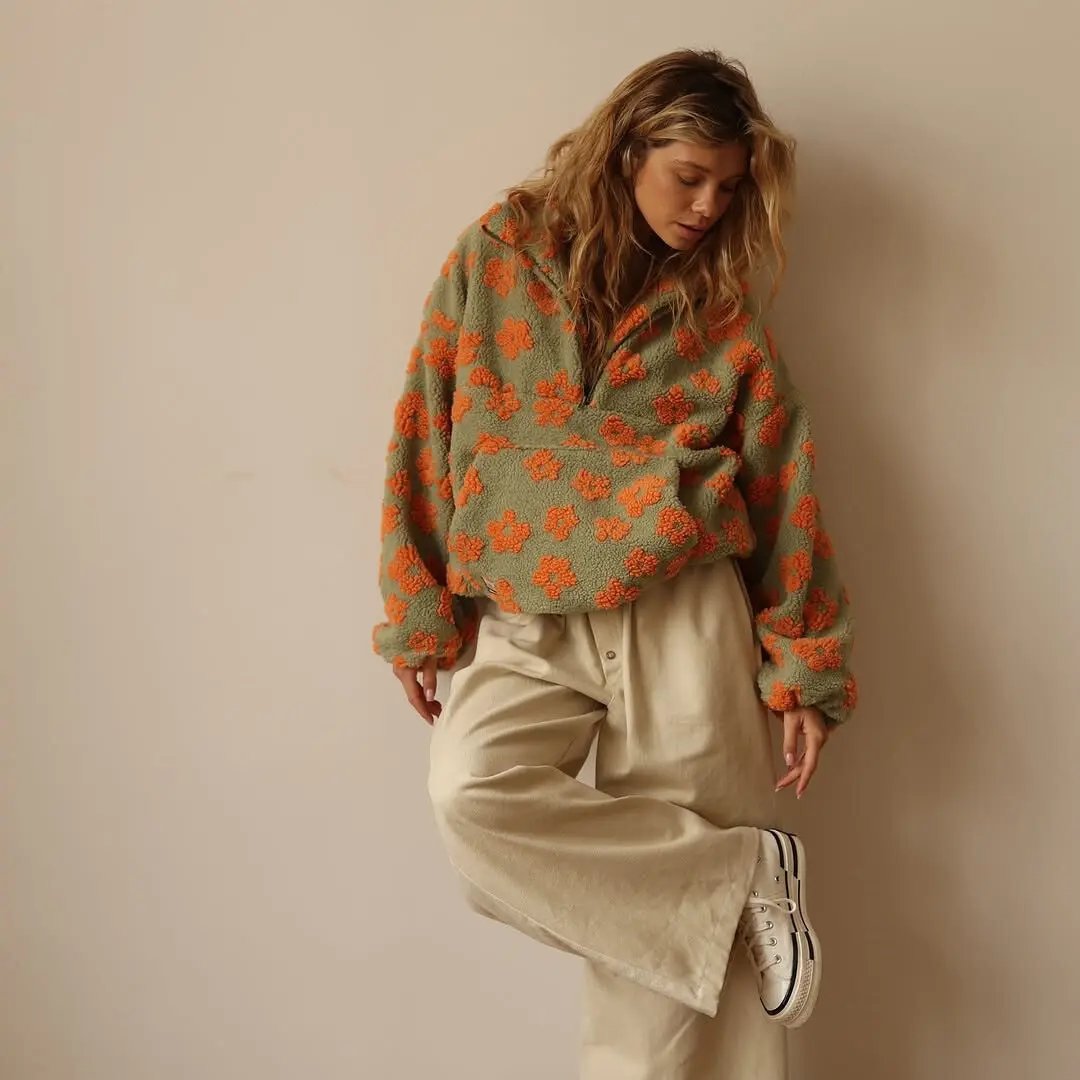 Daisy — Floral Softness Fleece