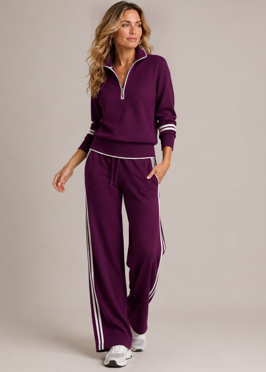 Ensemble Kate™ in prune color featuring a pull demi-zip top and large pantalon from THE WHITMORE FAMILY, displayed on a hanger.
