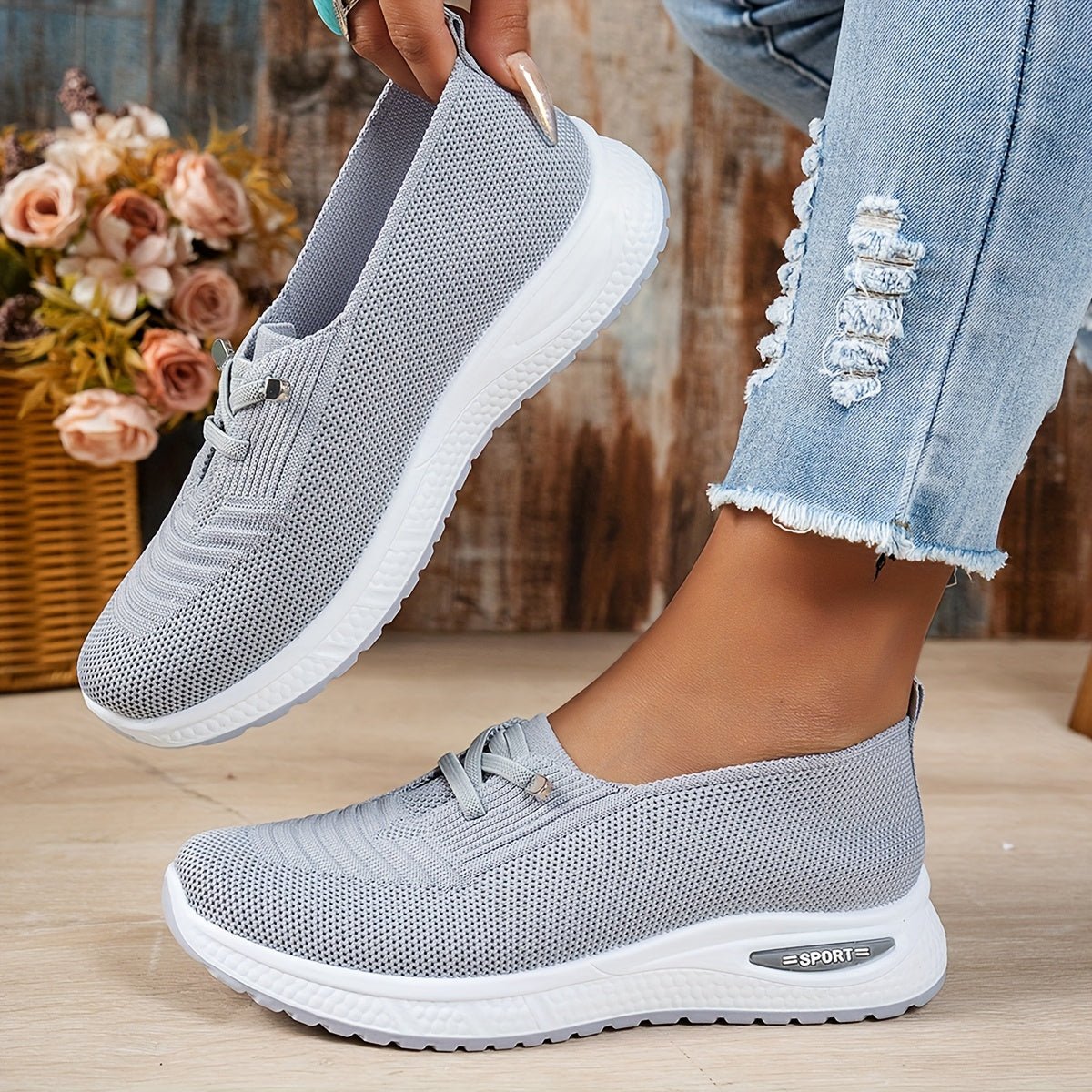 Black Louna™ ergonomic support sneakers from THE WHITMORE FAMILY, featuring cushioned insoles and supportive design for comfort.