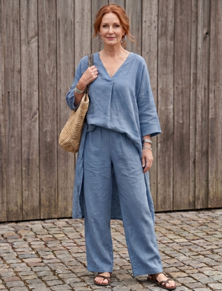 Blue Onyx loose tunic top and wide-leg pant set by THE WHITMORE FAMILY, casual stylish women's outfit.