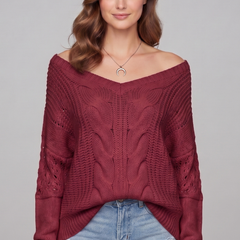 Women’s oversized sweater with long sleeves and ribbed cuffs, in soft knit fabric, by THE WHITMORE FAMILY.
